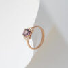 Bague en or rose sertie d'un spinelle et diamants