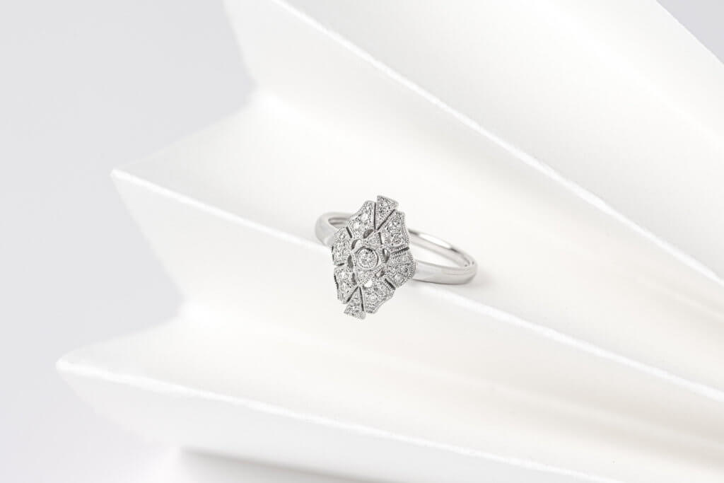 Bague de fiancailles vintage art-deco-or-blanc-diamants
