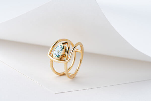 Bague or jaune 18k aigue marine moderne