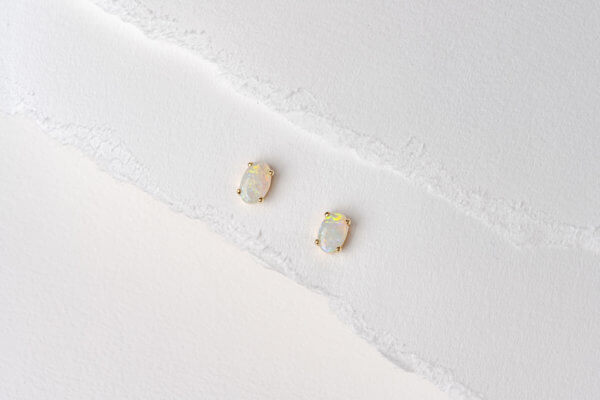 boucle-doreille-opale-ovale-or-jaune Lehat Ovale